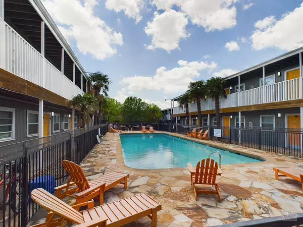 2401 Manor RD #137, Austin, TX 78722