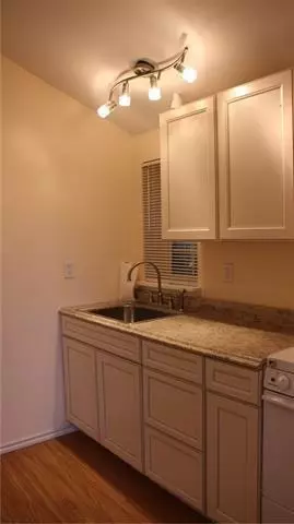 Bastrop, TX 78602,502 Toliver ST