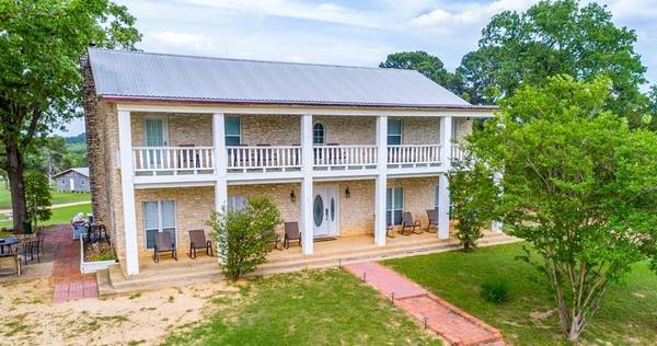 182 Little Ranch RD, Red Rock, TX 78662