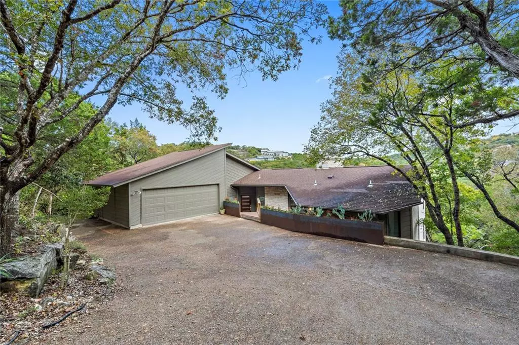 West Lake Hills, TX 78746,304 Yaupon Valley RD