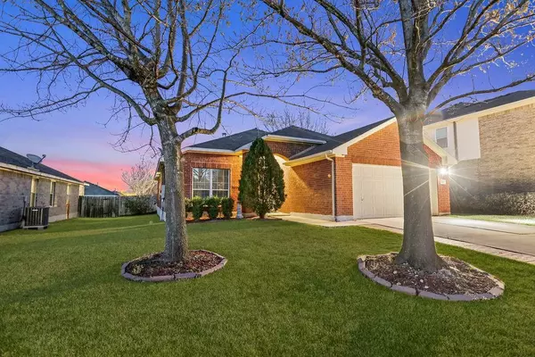 106 S Treasure Oaks DR,  Leander,  TX 78641