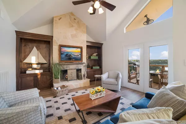 Canyon Lake, TX 78133,693 Riviera DR