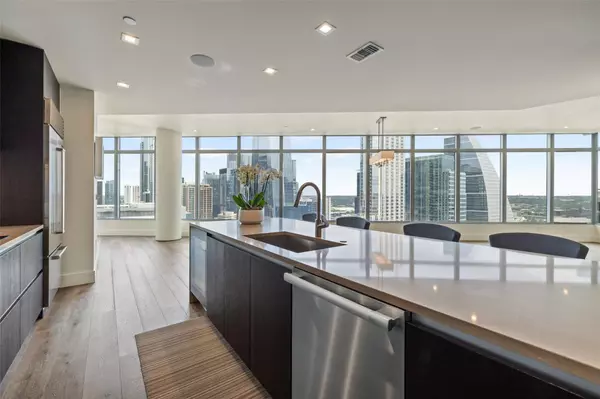 Austin, TX 78701,501 West Ave #2303