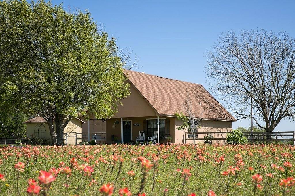 4452 Boggy Creek RD, Brenham, TX 77833
