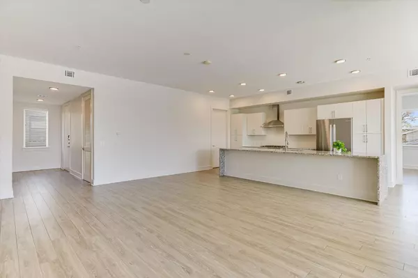 Austin, TX 78703,1715 Enfield RD #302