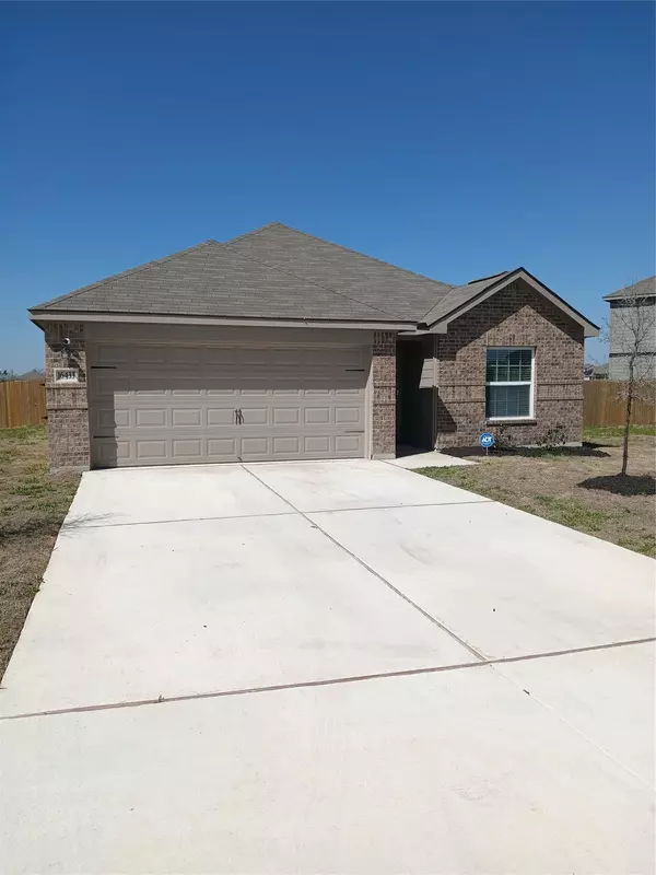 16433 Farmhouse LN, Elgin, TX 78621