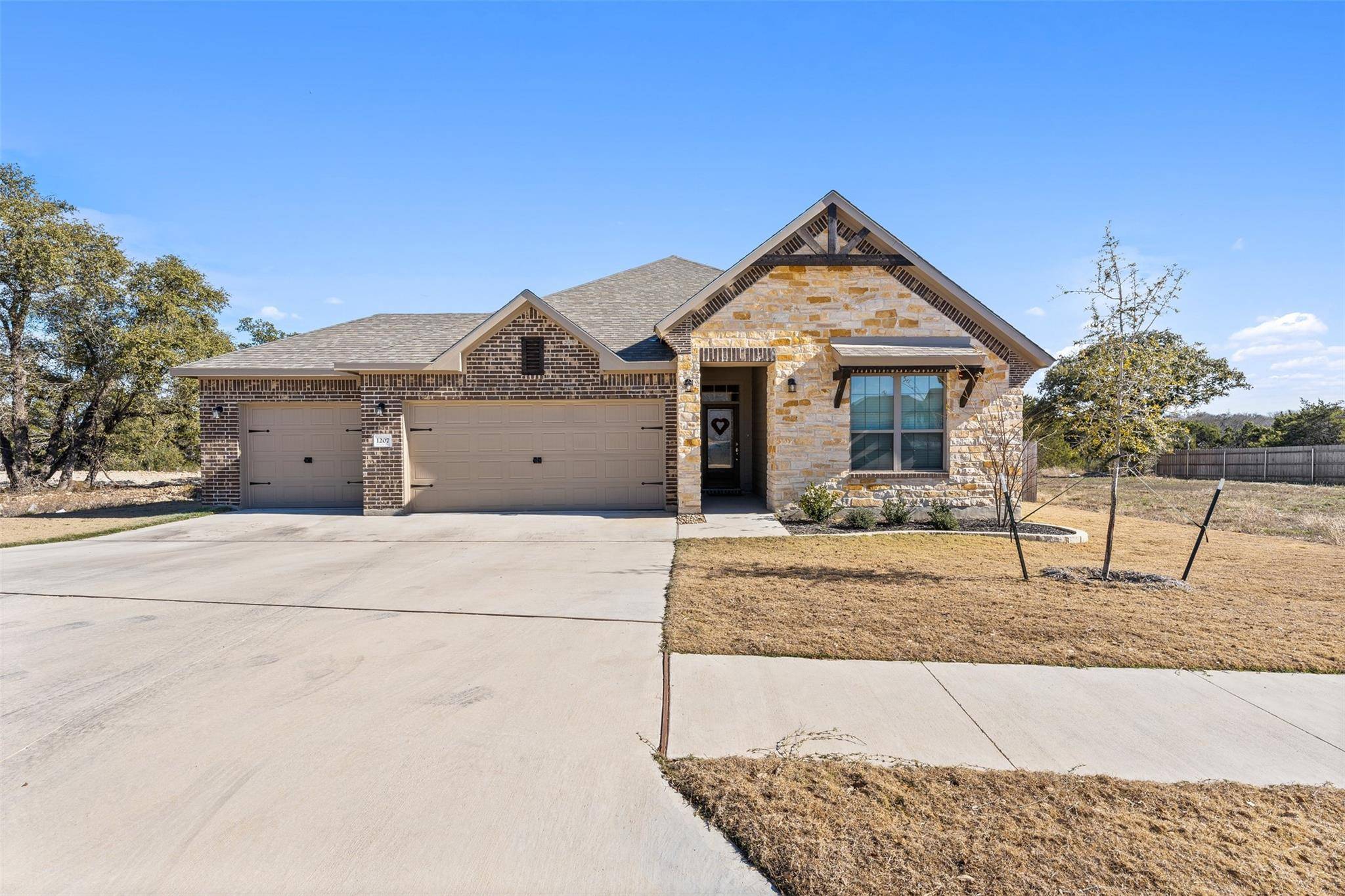 1207 Haley LN, Salado, TX 76571
