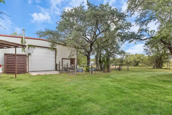 Dale, TX 78616,218 Alexandra LN