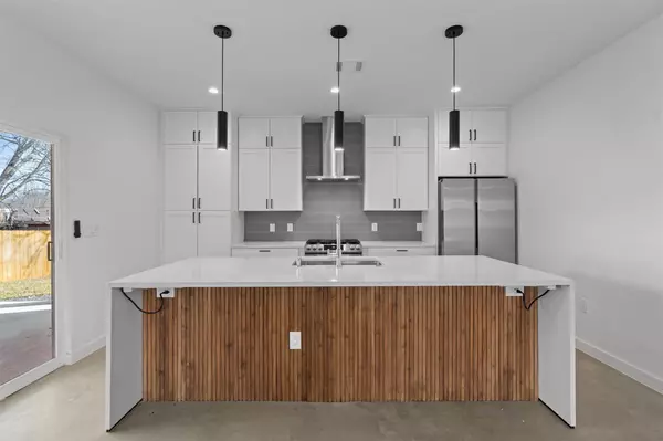 Austin, TX 78723,5601 Manor RD #A