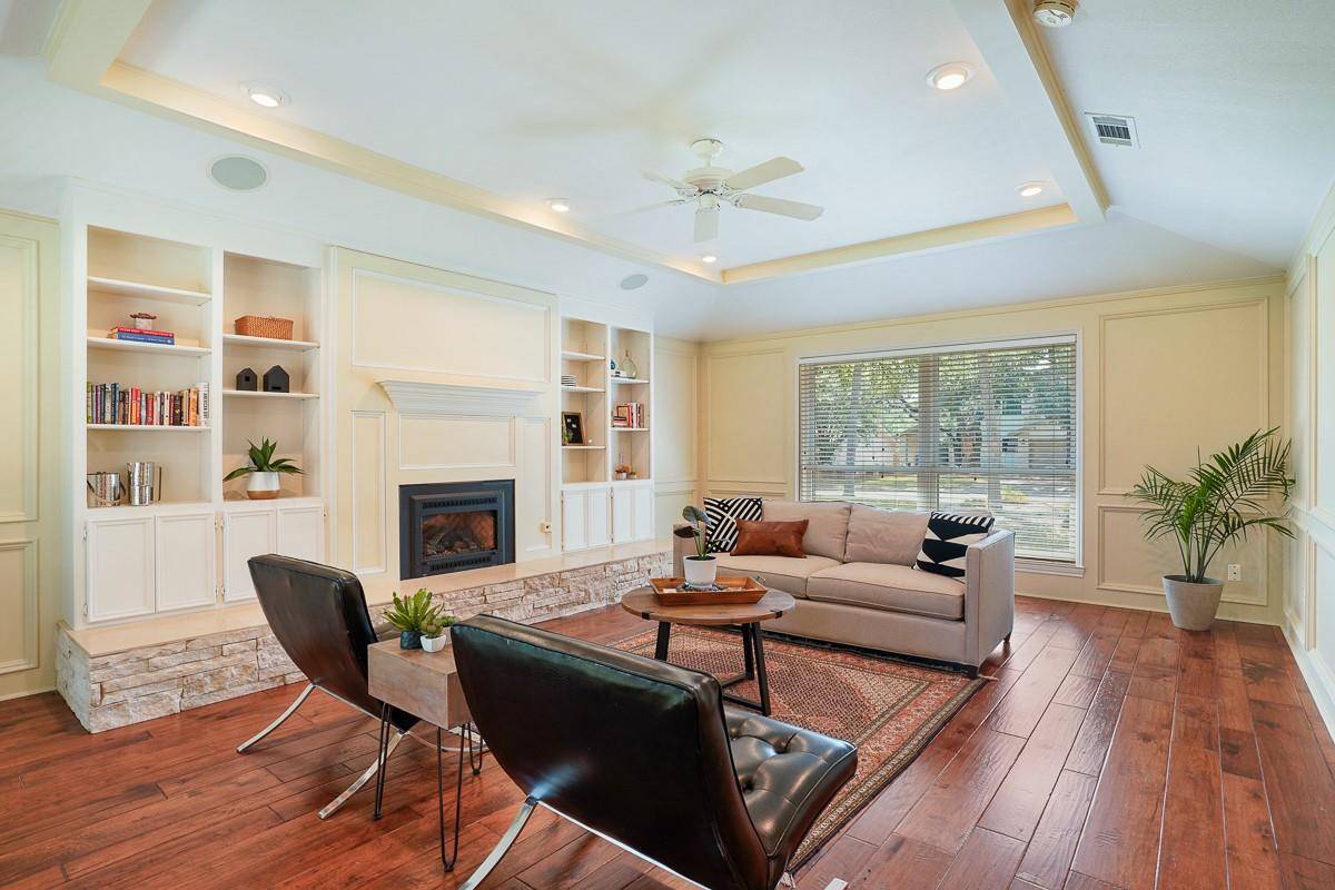 Austin, TX 78759,11204 Deadoak LN