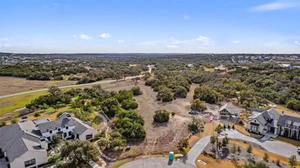 9121 Robinson Family RD, Austin, TX 78738