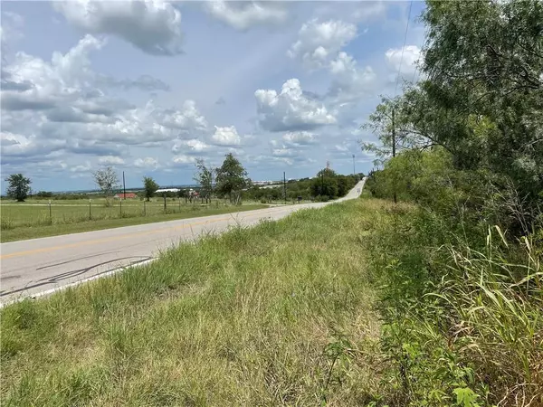 Del Valle, TX 78617,9025 Burklund Farms RD