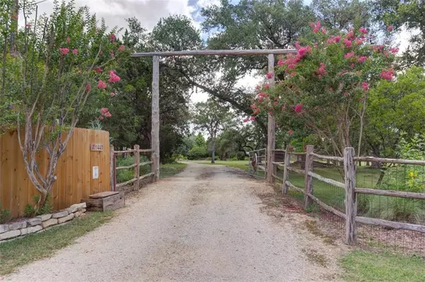 1440 Robinhood LN, New Braunfels, TX 78132