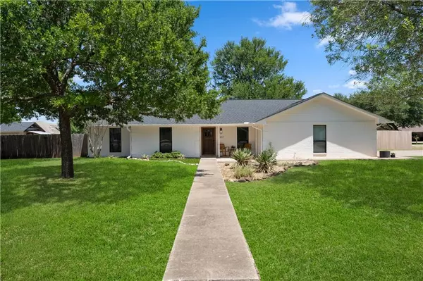 1207 Chisholm TRL, Salado, TX 76571