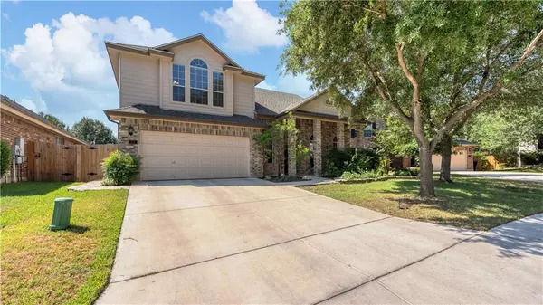 717 San Gabriel LOOP, New Braunfels, TX 78132