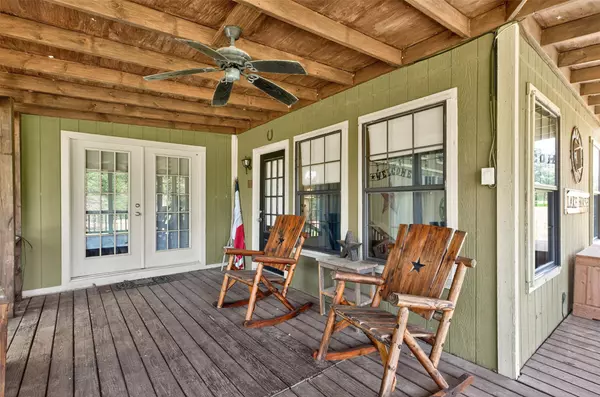 Somerville, TX 77879,702 Birch Hollow DR