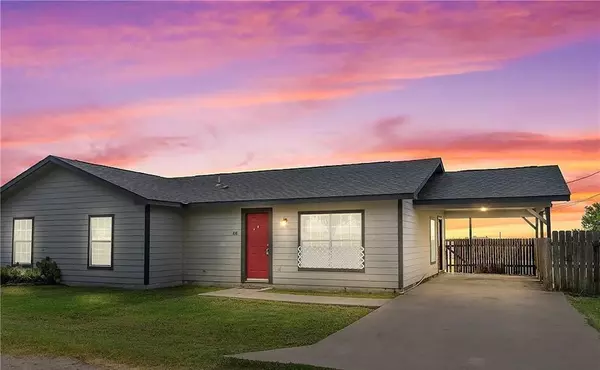 108 Gm LN, San Marcos, TX 78666
