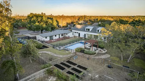 1909 Stanley Ave, Austin, TX 78745