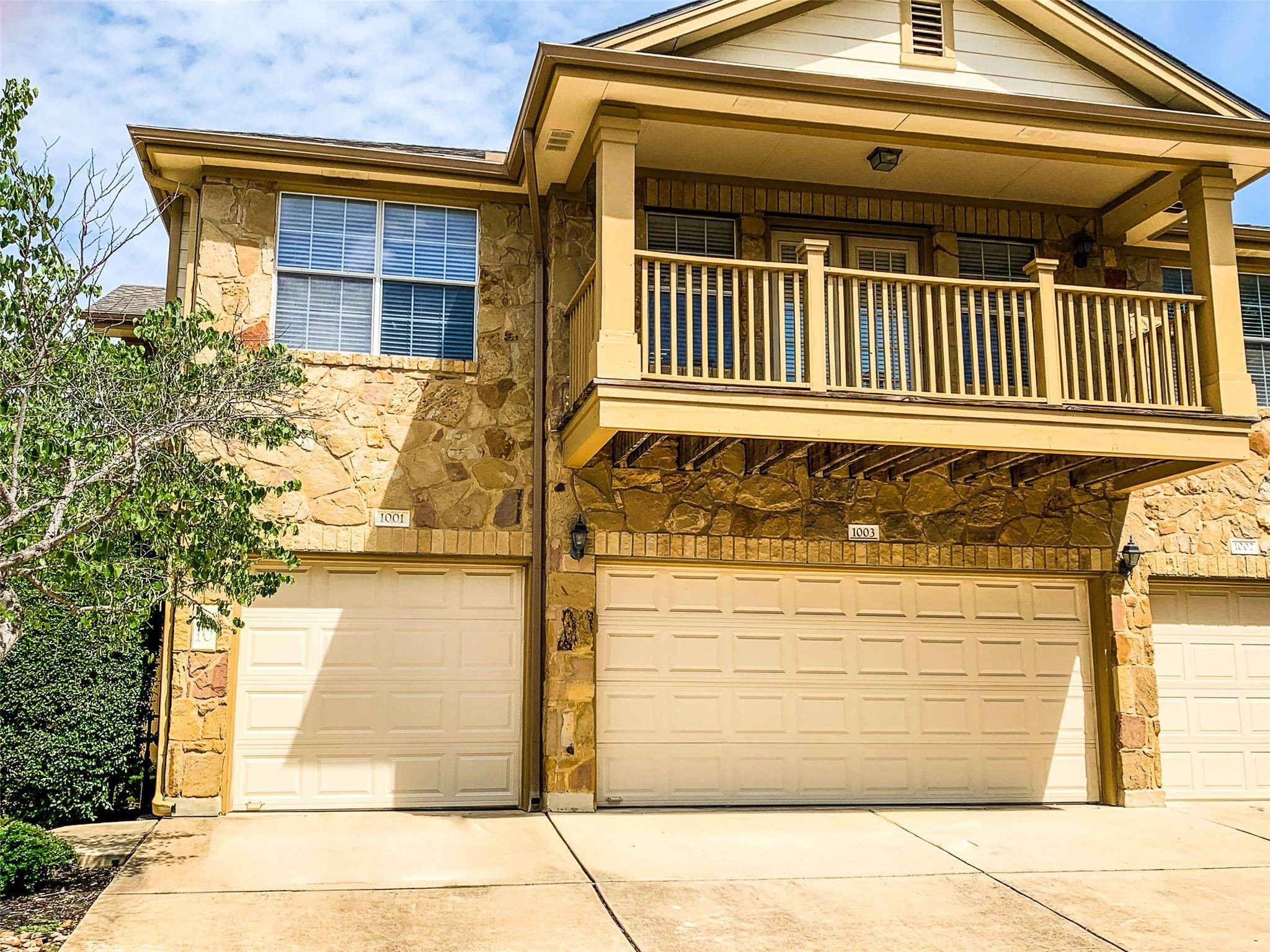 16100 S GREAT OAKS DR #1001, Round Rock, TX 78681