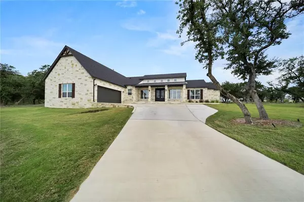 8 Lakeview Estates DR, Belton, TX 76513