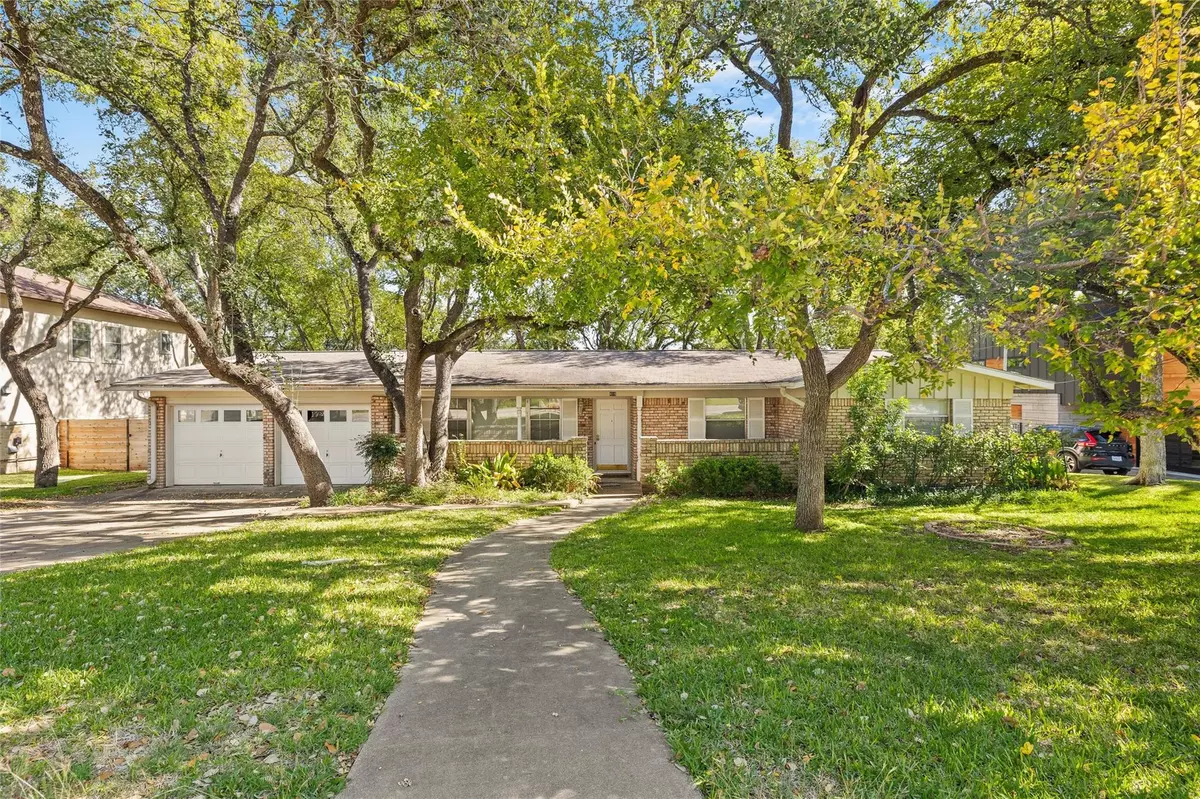 West Lake Hills, TX 78746,419 Ridgewood RD