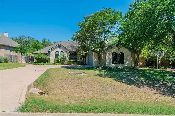 609 Cutty TRL, Lakeway, TX 78734