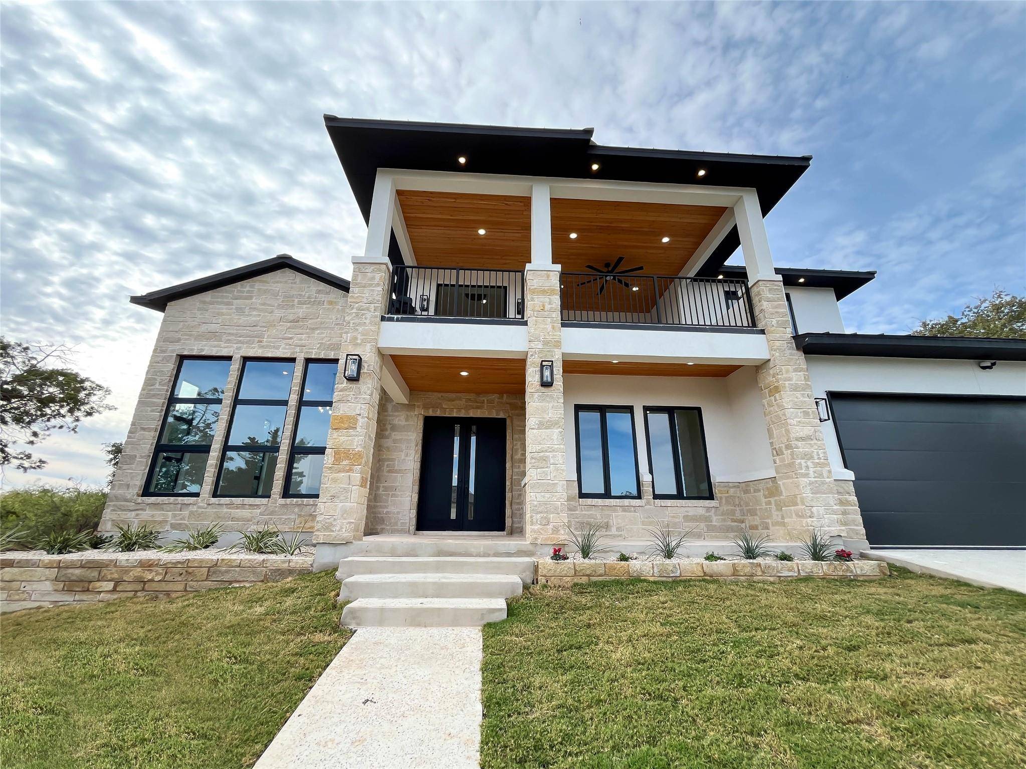 Horseshoe Bay, TX 78657,1020 Mountain Leather DR