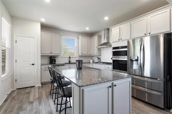 Georgetown, TX 78633,902 Saratoga LN