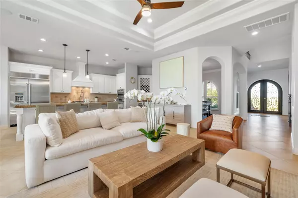 107 Bella Strada CV, Lakeway, TX 78734