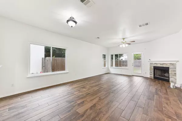Manor, TX 78653,13213 Marie LN
