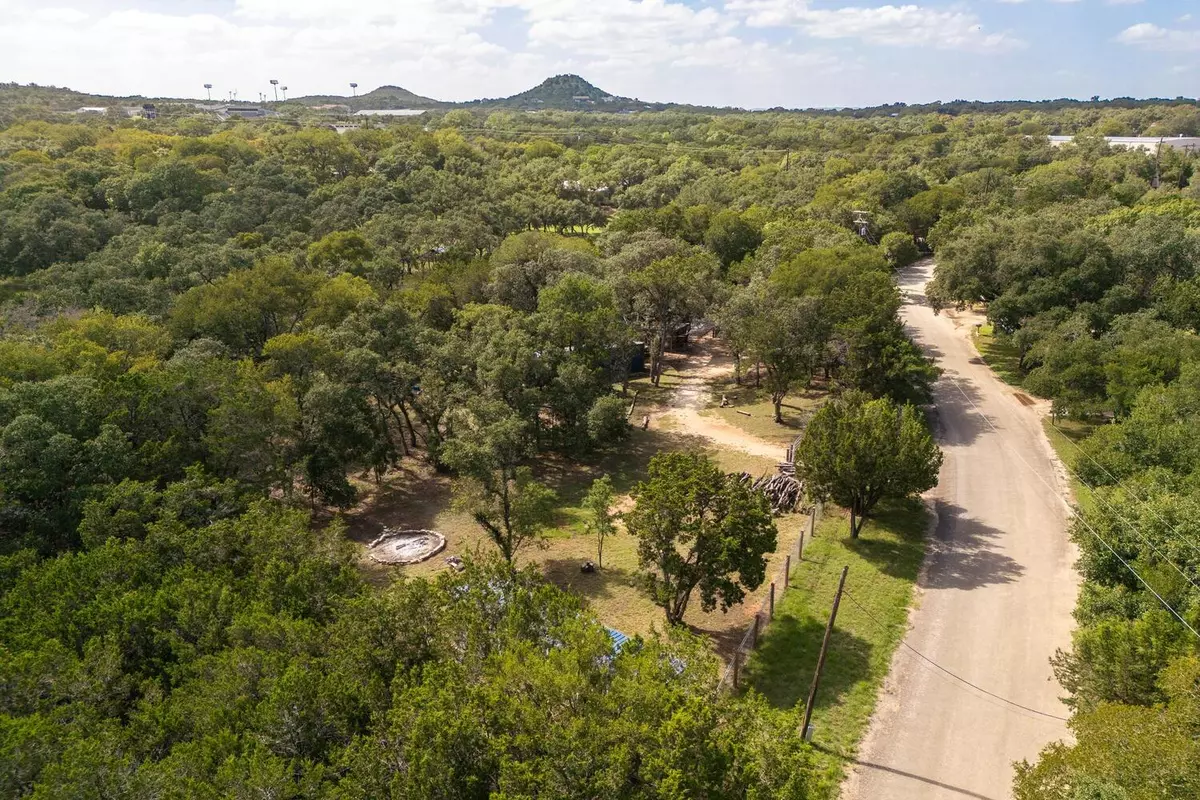 Wimberley, TX 78676,300 Rhodes LN