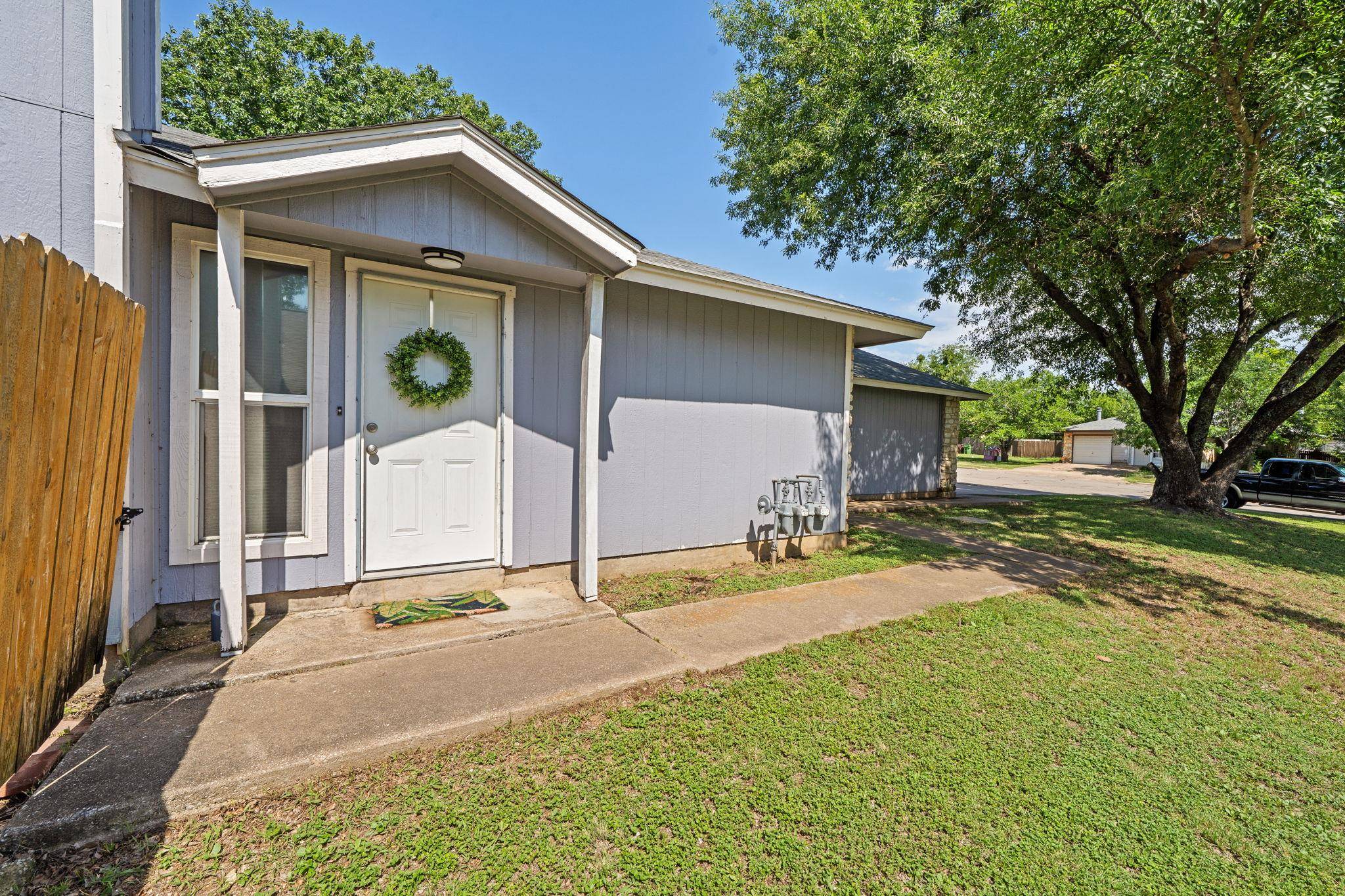 Round Rock, TX 78664,703 Country Aire DR #A
