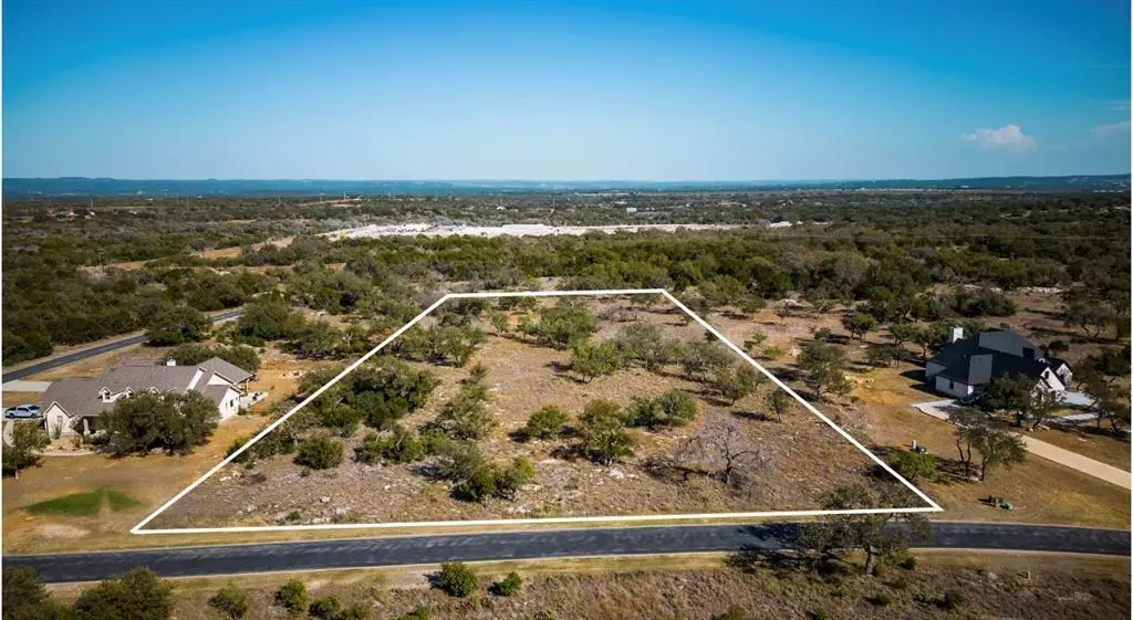 313 Vista View TRL, Spicewood, TX 78669