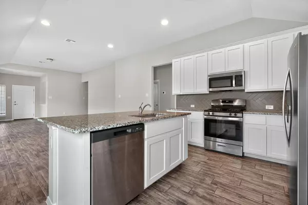San Marcos, TX 78666,128 Shugart ST