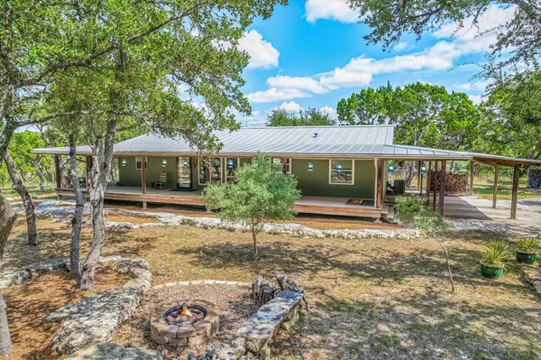 Wimberley, TX 78676,900 LONGHORN TRL