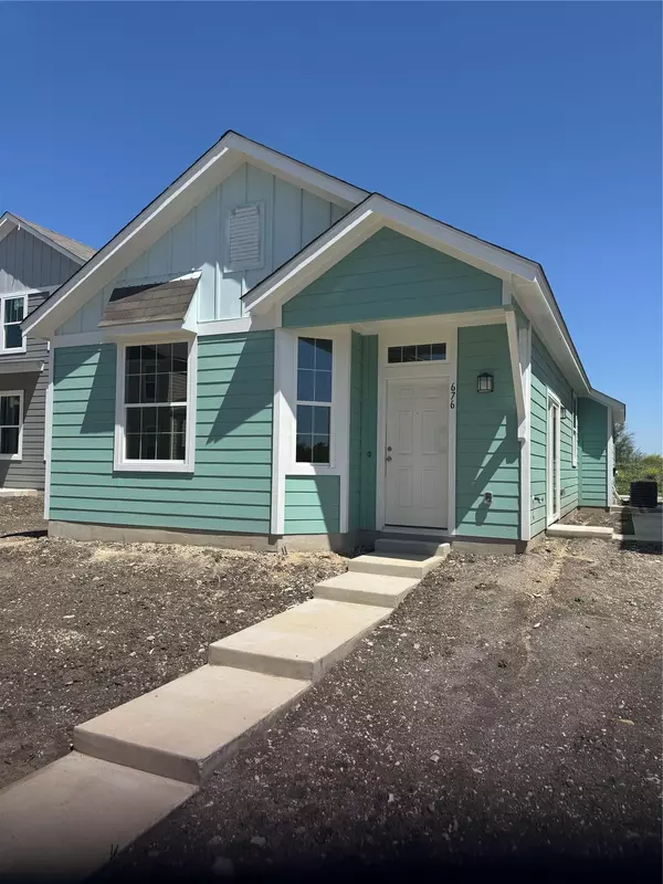 676 Ferrule DR, Kyle, TX 78640