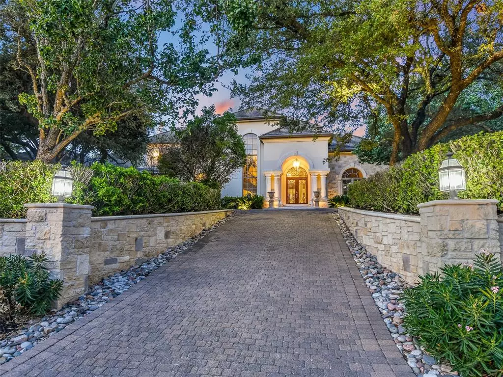 Austin, TX 78735,8312 Chalk Knoll DR