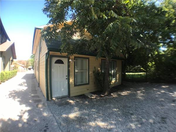 5603 Joe Sayers Ave #B, Austin, TX 78756