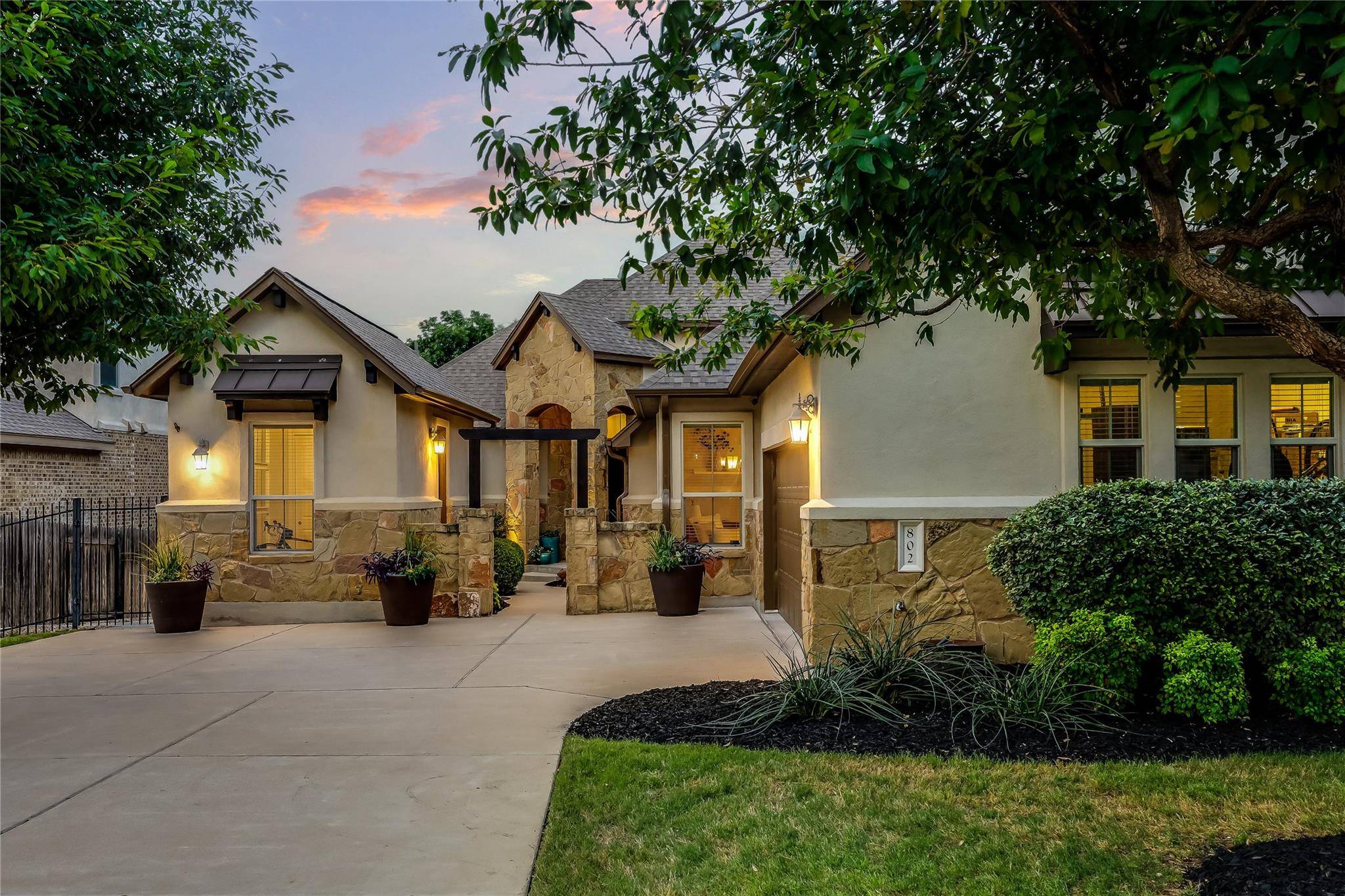 802 Copper Lake RD, Cedar Park, TX 78613