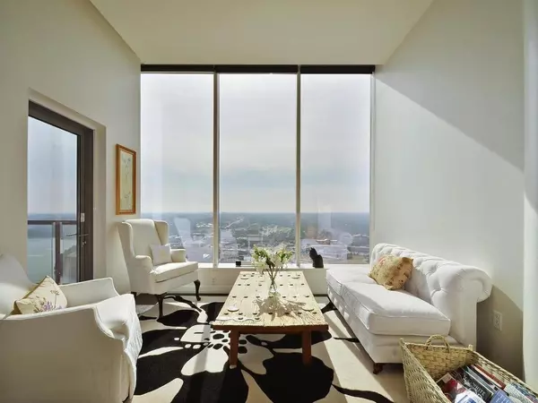 Austin, TX 78701,210 Lavaca ST #3103