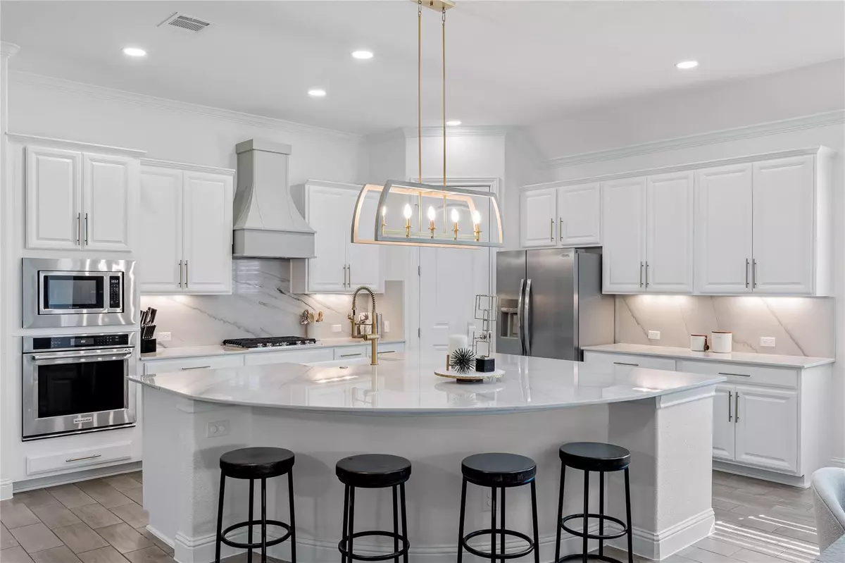 Austin, TX 78738,18609 Rio Chama LN