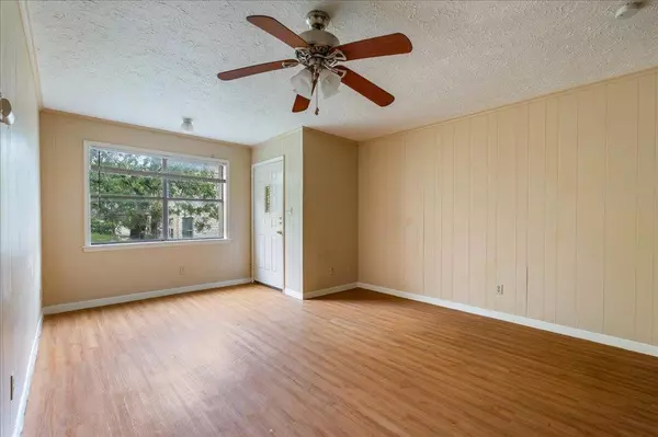 San Marcos, TX 78666,908 N Lbj DR #6