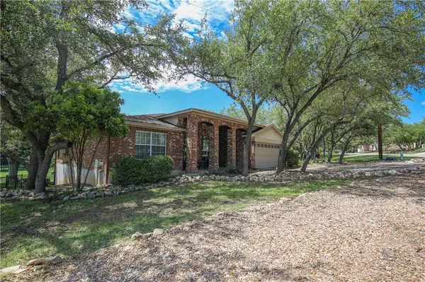 21431 Lakefront DR, Lago Vista, TX 78645