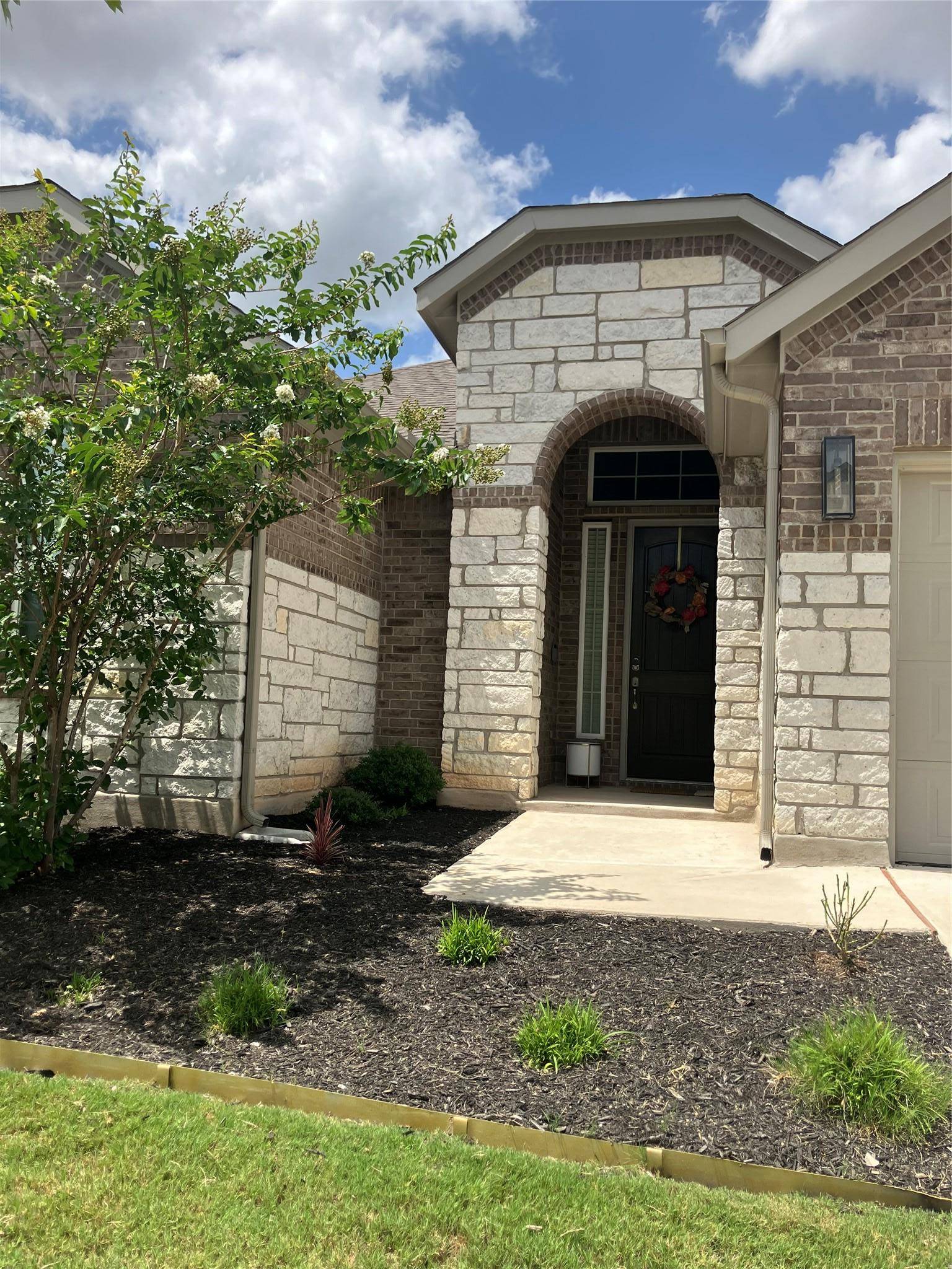 Buda, TX 78610,475 Gamble DR