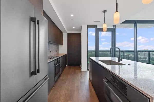 Austin, TX 78701,84 East Ave #2306