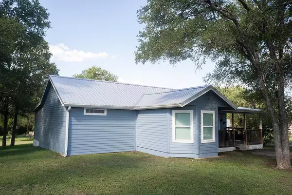 Elgin, TX 78621,142 Moore LN
