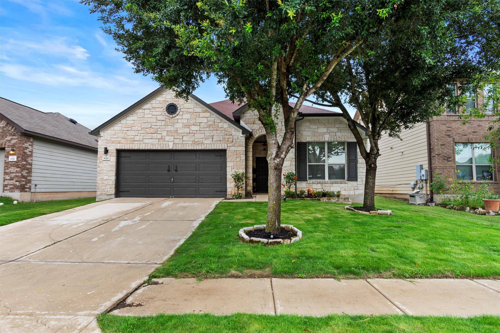8321 Panadero DR, Austin, TX 78747