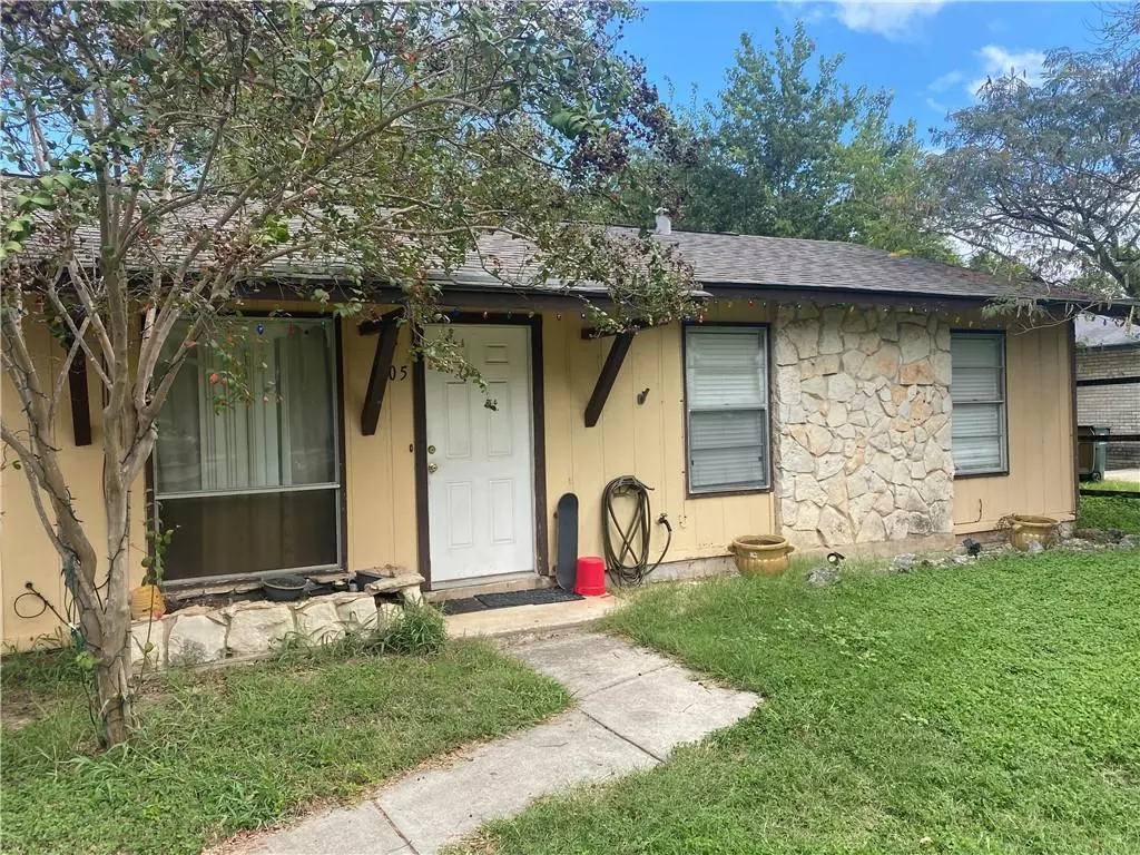 San Marcos, TX 78666,305 Magnolia ST