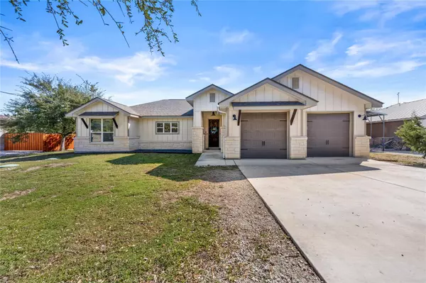 1411 Rocky Ridge LOOP, Canyon Lake, TX 78133