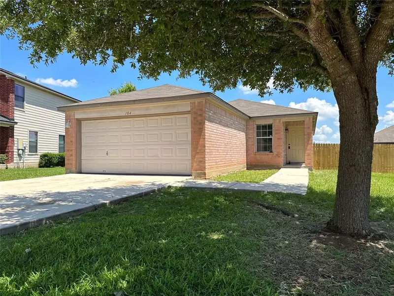 104 Azolar ST, San Marcos, TX 78666